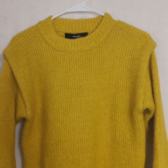 Vero Moda Chartreuse Daisy Shoulder Sweater Crewneck Size Small - Picture 5 of 6